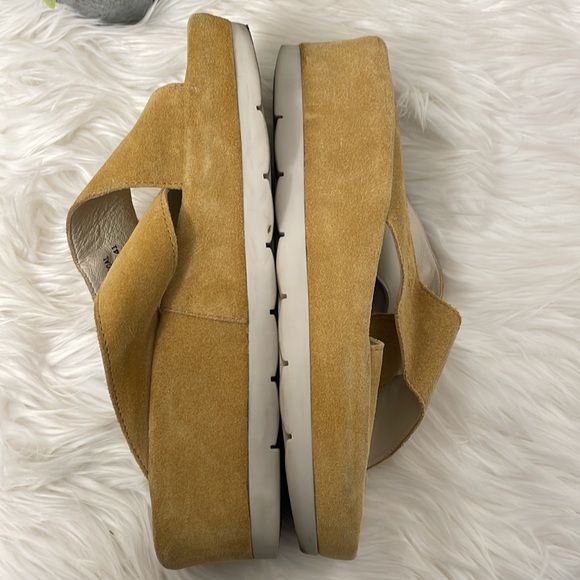 London Fly Criss Cross Suede Sandal Slide - Picture 6 of 7